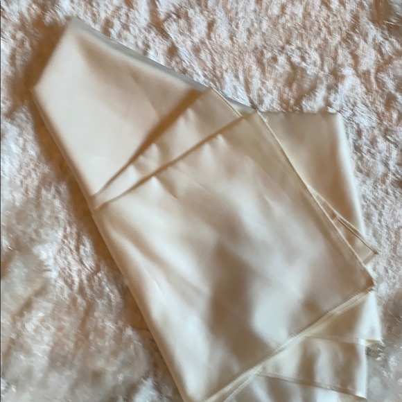 Ivory Bridal wrap - Picture 2 of 3